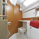 boat-44DS_interieur_2013112711444911